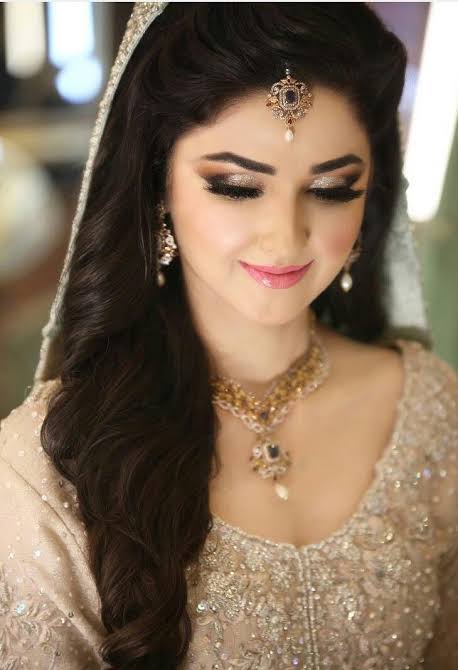 Zara Makeup Artist