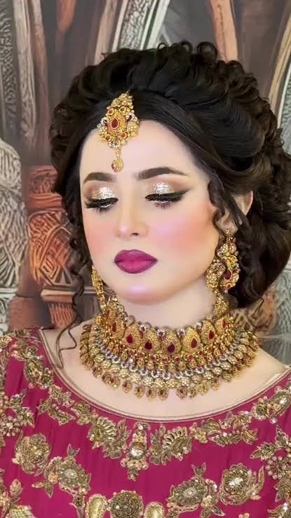 Farah's Beautybar & Aesthetic Studio — beauty salon in Ring Road, Peshawar — photo 2